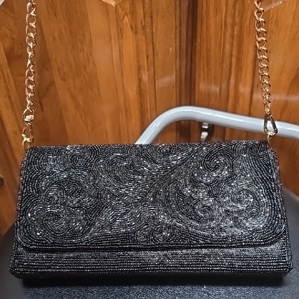 Chic Black Beaded Evening Clutch - Picture 2 of 16